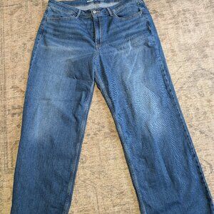 Old Navy Women's High-Waisted Wow Wide-Leg Jeans, Size 16/Regular , Medium Wash
